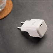 Adapter Swissten GaN 1x USB-C 35 W + USB-C-Datenkabel 1,2 m