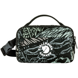 Umhängetasche Fjällräven Kånken Art Hip Pack schwarz/blau Woodlands