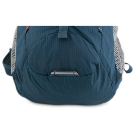 Malý turistický batoh Pinguin Fly 15