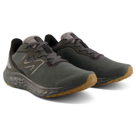 Herrenschuhe New Balance Fresh Foam Arishi v4 schwarz Blacktop