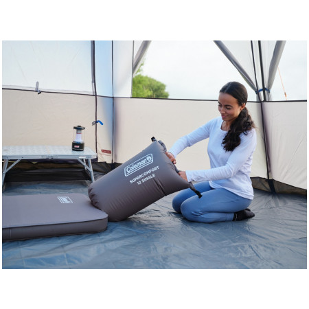 Selbstaufblasende Isomatte Coleman Supercomfort 12 single