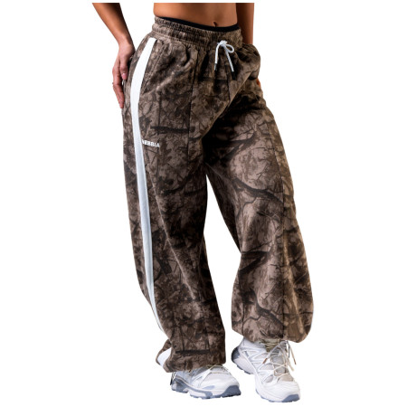 Damen-Jogginghosen Nebbia Oversized sweatpants Power hellbraun LIGHT BROWN CAMO