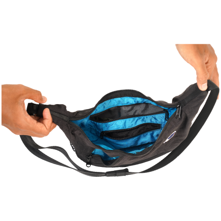 Hüfttasche Ticket to the Moon Upcycled Sling Bag