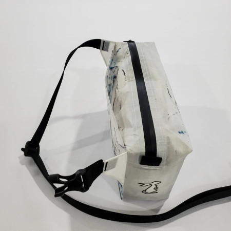 Hüfttasche High Tail Designs Fanny Pack v1.5 Curious Hawk