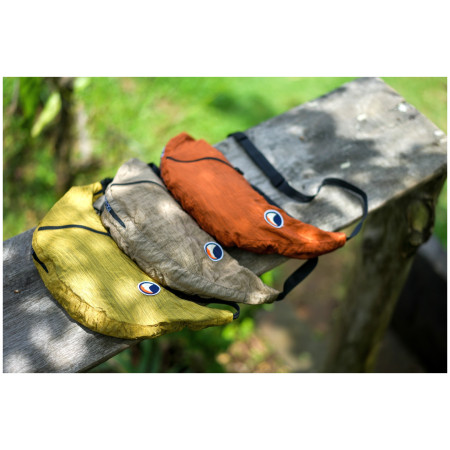 Hüfttasche Ticket to the Moon Upcycled Sling Bag Premium