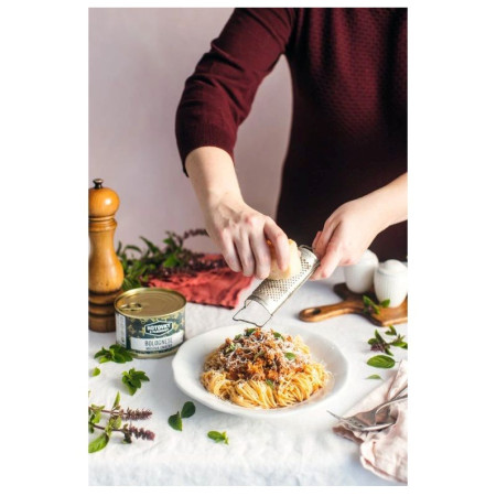 Nahrung Hauptspeise Hotovky z plechovky Bolognese-Fleischsoße 400 g