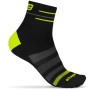 Sockengröße: 40-43 / Farbe: schwarz/gelb
